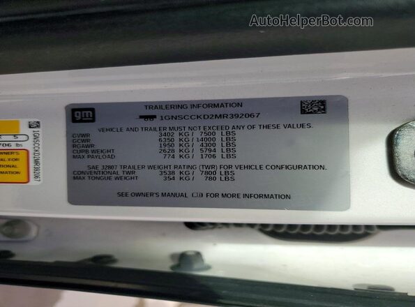 1GNSCCKD2MR392067 2021 CHEVROLET SUBURBAN White VIN კოდის სტიკერის ხედი