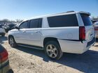 2018 Chevrolet Suburban C1500 Premier White vin: 1GNSCJKC2JR201528