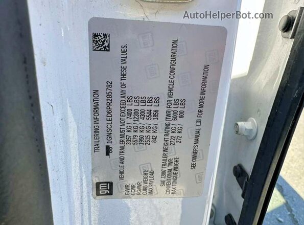 1GNSCLED6PR285782 2023 CHEVROLET TAHOE White Widok tylnych siedzeń