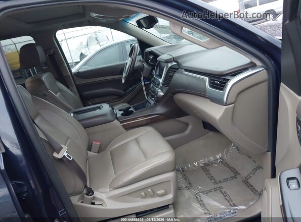 1GNSKBKC2HR290908 2017 CHEVROLET TAHOE Dark Blue Вид салона спереди