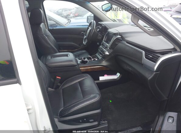 1GNSKBKC5JR389633 2018 CHEVROLET TAHOE Белый Вид салона спереди