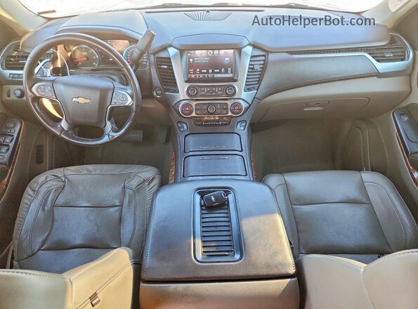 1GNSKCKC5LR220804 2020 CHEVROLET TAHOE Белый Вид панели приборов