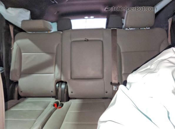 1GNSKCKT1PR513797 2023 CHEVROLET SUBURBAN Зеленый Вид задних сидений