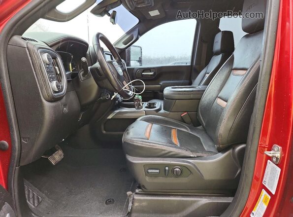 1GT49PEY6NF319079 2022 GMC SIERRA Красный Вид салона спереди