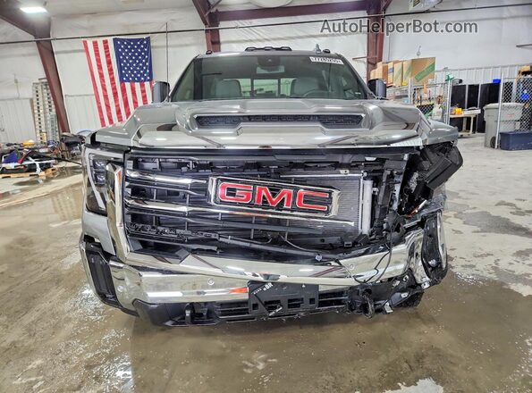 1GT4UNE71TF204087 2026 GMC SIERRA Серый Вид спереди