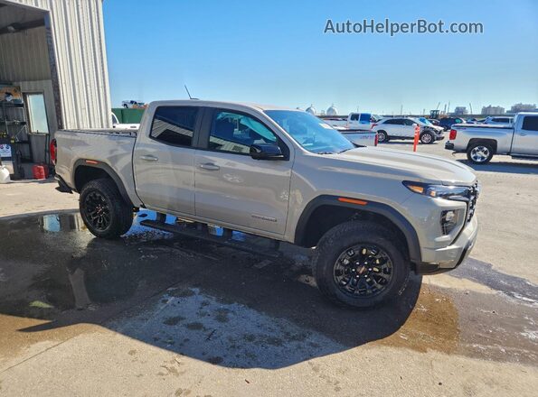 1GTP1BEK6T1139775 2026 GMC CANYON Бежевый Передняя правая четверть