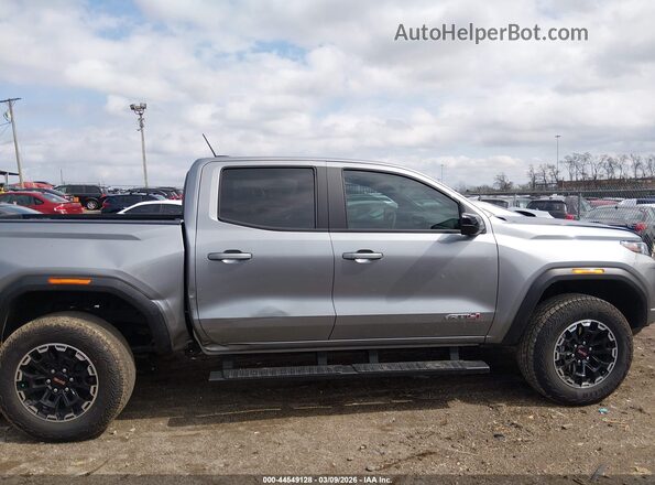 1GTP2DEK7T1127949 2026 GMC CANYON Серый Панорамный вид салона 360°