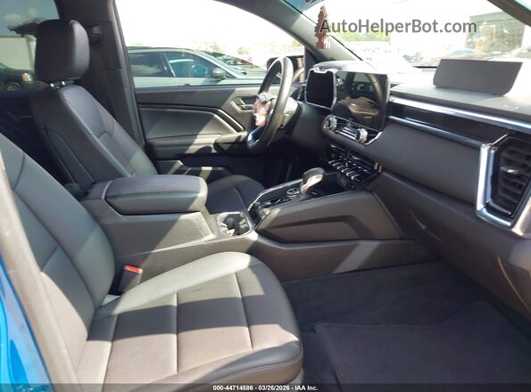 1GTP6BEK0P1237904 2023 GMC CANYON Blue Вид салону спереду