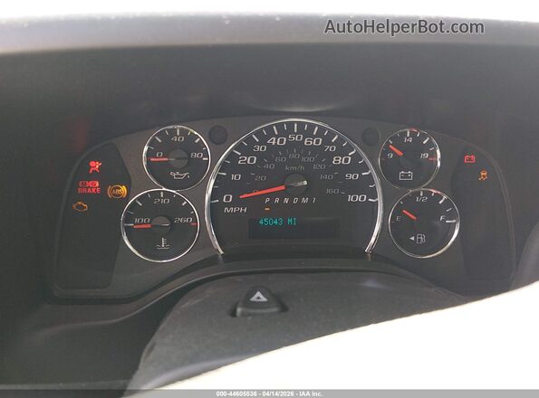 1GTW7AF75N1241733 2022 GMC SAVANA 2500 White Vista de los asientos traseros