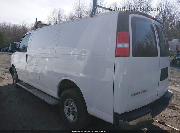 1GTW7AF75N1241733 2022 GMC SAVANA 2500 White Trasero izquierdo