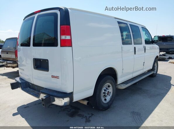 1GTW7AFG7K1269867 2019 GMC SAVANA 2500 White უკანა მარჯვენა