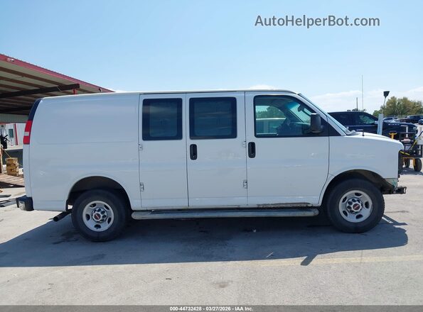 1GTW7AFG7K1269867 2019 GMC SAVANA 2500 White სალონის 360-გრადუსიანი ხედი