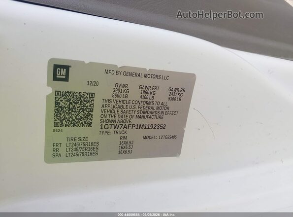 1GTW7AFP1M1192352 2021 GMC SAVANA CARGO White Engine compartment view