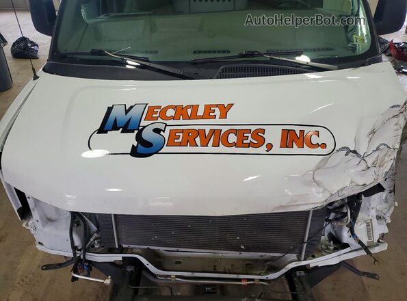 1GTW7AFPXP1225370 2023 GMC SAVANA Белый Вид подкапотного пространства
