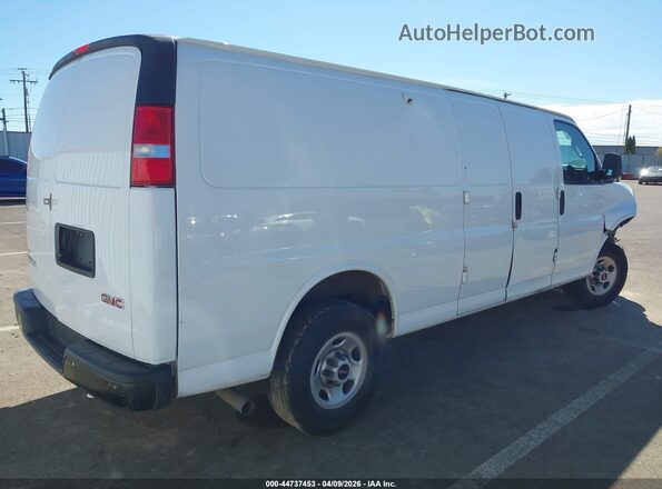 1GTW7BFPXP1168691 2023 GMC SAVANA CARGO Белый Задняя правая четверть