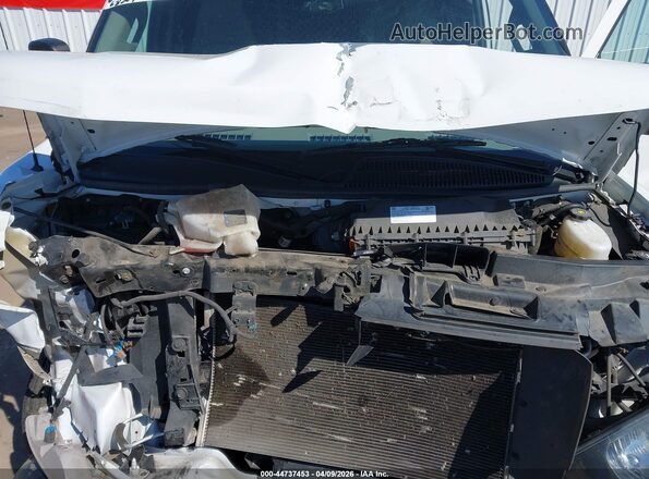 1GTW7BFPXP1168691 2023 GMC SAVANA CARGO Белый Вид сзади