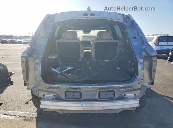 1GYC3KML1TZ703752 2026 CADILLAC VISTIQ Серебряный Вид сзади