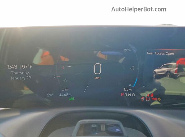 1GYC3KML1TZ703752 2026 CADILLAC VISTIQ Серебряный Вид щитка приборов