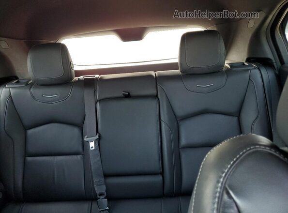 1GYFZDR43NF141060 2022 CADILLAC XT4 Черный Вид задних сидений