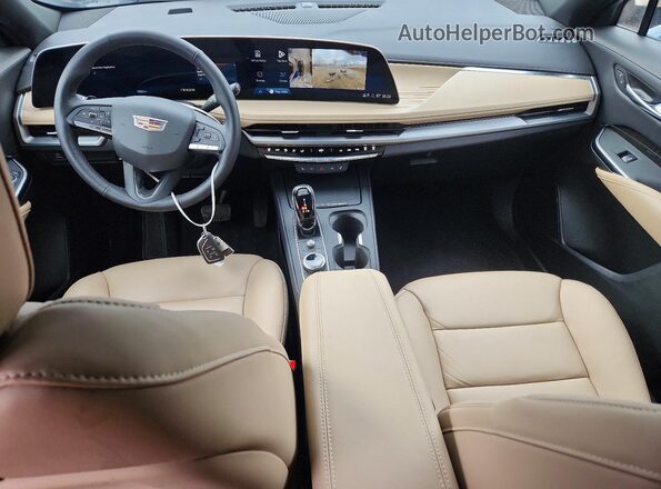 1GYFZDR46SF157605 2025 CADILLAC XT4 Синий Вид панели приборов