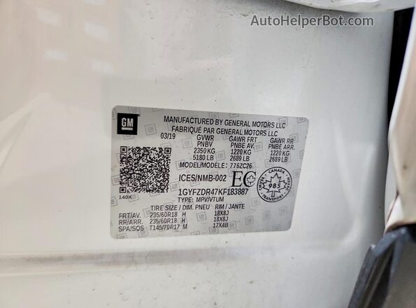 1GYFZDR47KF183887 2019 CADILLAC XT4 White VIN կոդի պիտակի տեսք
