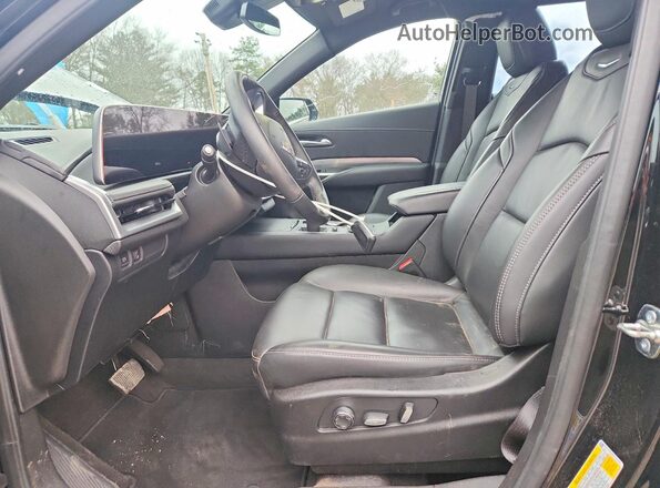 1GYFZDR49SF152494 2025 CADILLAC XT4 Черный Вид панели приборов
