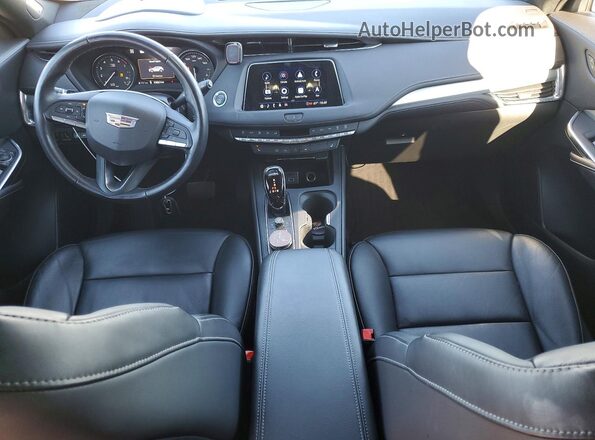 1GYFZDR4XNF131075 2022 CADILLAC XT4 Черный Вид панели приборов