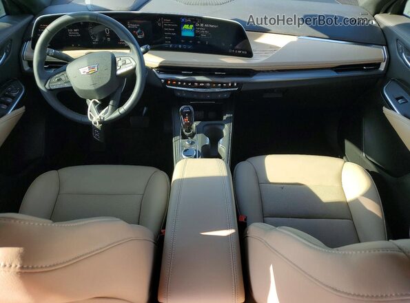 1GYFZDR4XSF154223 2025 CADILLAC XT4 Blue Vista del salpicadero