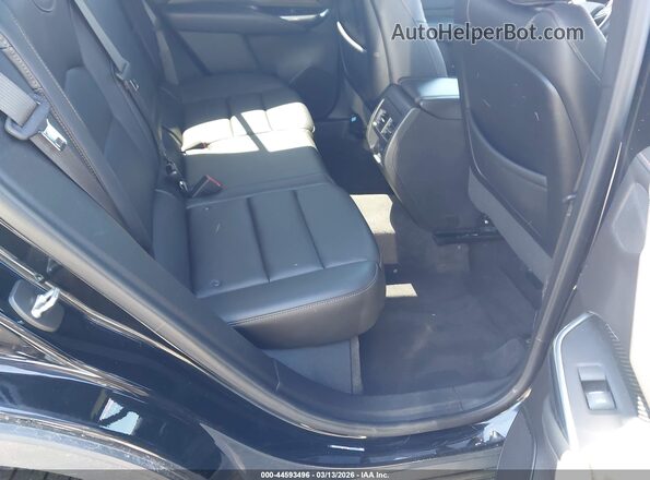 1GYFZER41KF215321 2019 CADILLAC XT4 Black Widok naklejki z numerem VIN