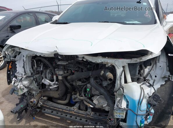 1GYFZFR44LF047150 2020 CADILLAC XT4 White Widok z przodu