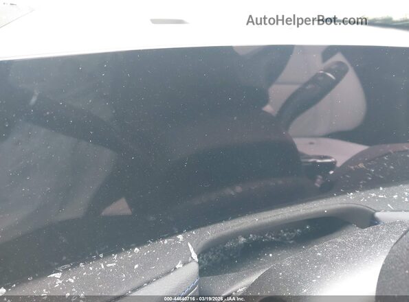 1GYFZFR48RF102708 2024 CADILLAC XT4 Gray Widok tylnych siedzeń
