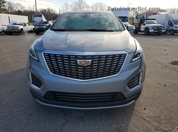 1GYKNDRS3SZ119093 2025 CADILLAC XT5 Серебряный Вид спереди