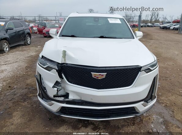 1GYKPCRS8MZ139640 2021 CADILLAC OTHER Белый Вид щитка приборов