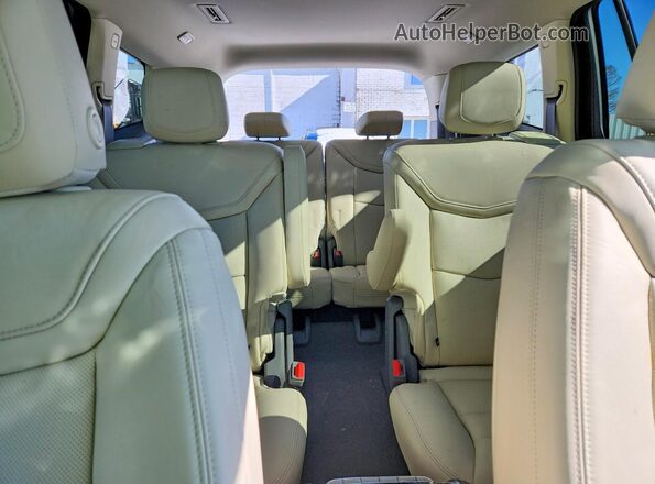 1GYKPCRS8SZ127940 2025 CADILLAC OTHER Белый Вид задних сидений