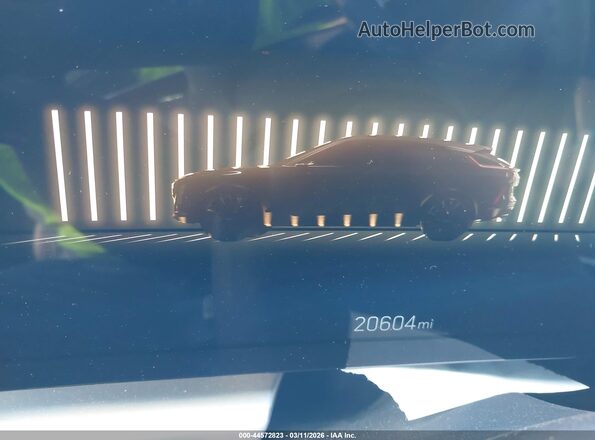 1GYKPVRKXRZ116217 2024 CADILLAC OTHER Silver Vista de los asientos traseros
