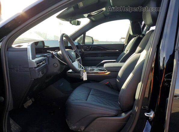 1GYLELKL8TU102421 2026 CADILLAC ESCALADE Черный Вид салона спереди