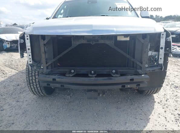 1GYS3CKJ7GR152011 2016 CADILLAC ESCALADE Серебряный Вид спереди