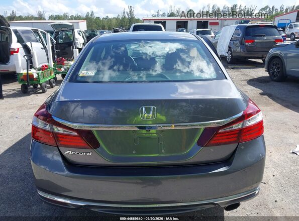 1HGCR2F37HA195084 2017 HONDA ACCORD Серый 