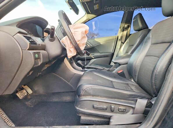 1HGCR2F52HA303676 2017 HONDA ACCORD Черный Вид салона спереди