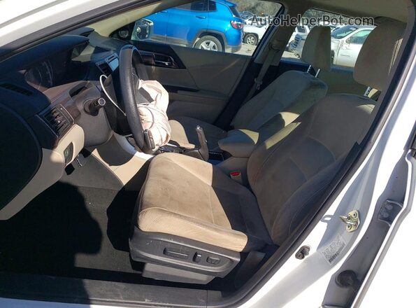 1HGCR2F79GA212159 2016 HONDA ACCORD Белый Вид салона спереди
