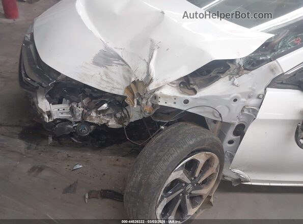 1HGCR2F79HA219632 2017 HONDA ACCORD White Vista frontal