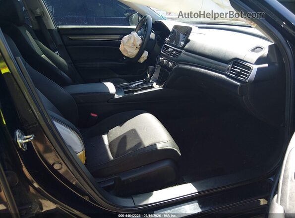 1HGCV1F14KA085475 2019 HONDA ACCORD Черный Вид салона спереди