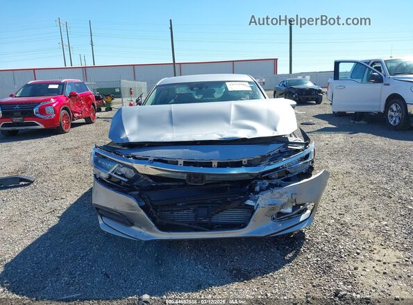 1HGCV1F18KA148366 2019 HONDA ACCORD Silver Widok z przodu