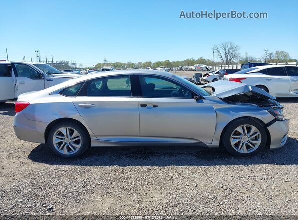 1HGCV1F18KA148366 2019 HONDA ACCORD Silver Widok wnętrza 360 stopni