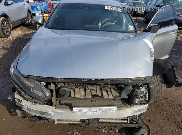 1HGCV1F30KA174574 2019 HONDA ACCORD Серебряный Вид задней части салона