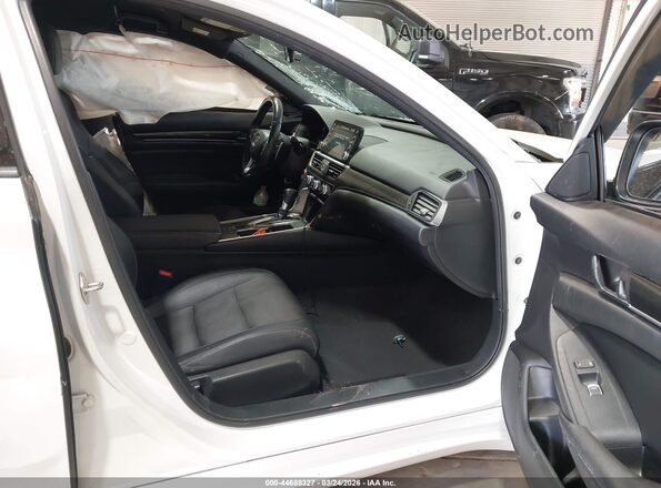 1HGCV1F33KA015337 2019 HONDA ACCORD White წინა სალონის ხედი