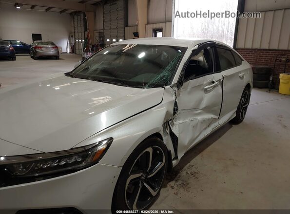 1HGCV1F33KA015337 2019 HONDA ACCORD White წინა ხედი