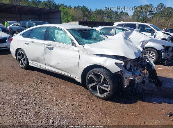 1HGCV1F34JA115414 2018 HONDA ACCORD Белый Передняя правая четверть