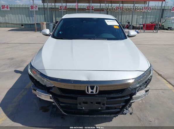 1HGCV1F37LA067765 2020 HONDA ACCORD Белый Вид задней части салона