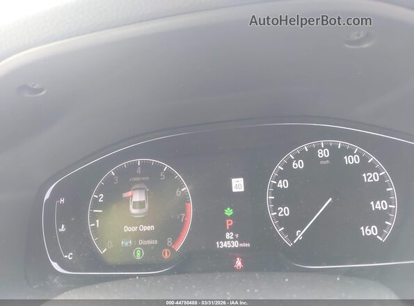 1HGCV1F48KA073257 2019 HONDA ACCORD White Widok tylnych siedzeń